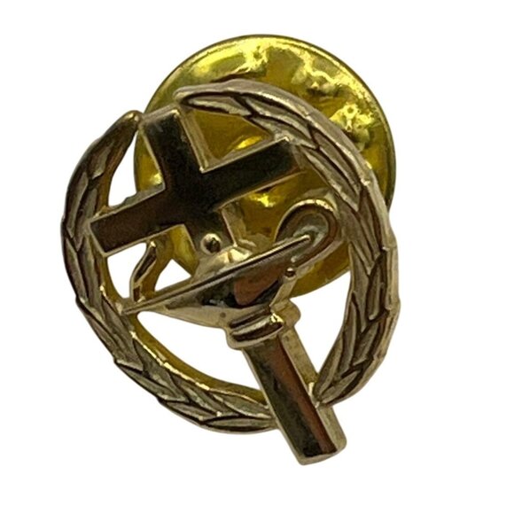 Gold Christian Cross & Lamp Of Knowledge Pin Badge With Laurel Wreath Design - Picture 1 of 3